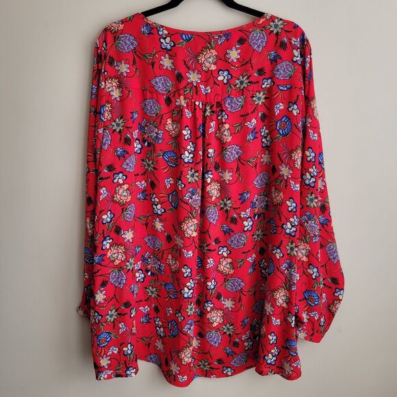 Chelsea & Theodore Womens Blouse Plus Size XXL Red Floral Print Crossover Hem - Picture 8 of 10